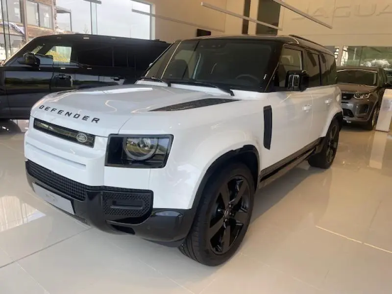 Land Rover Defender - 0