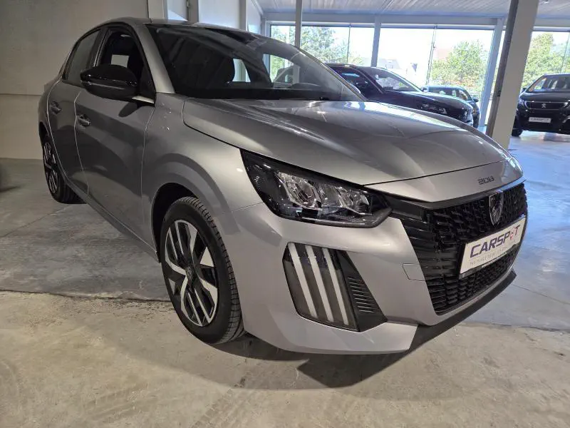Peugeot 208 - 0