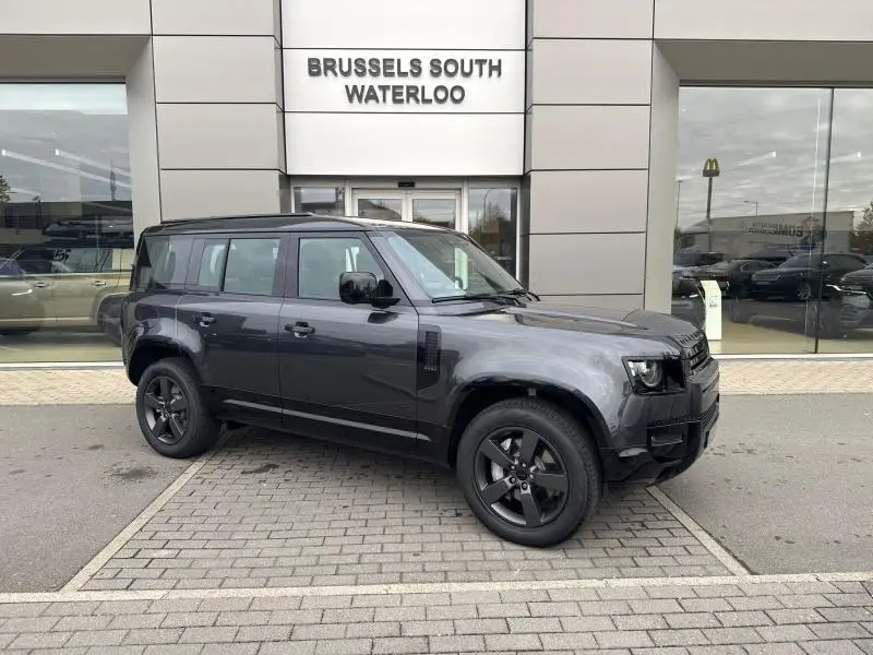 Land Rover Defender - 0