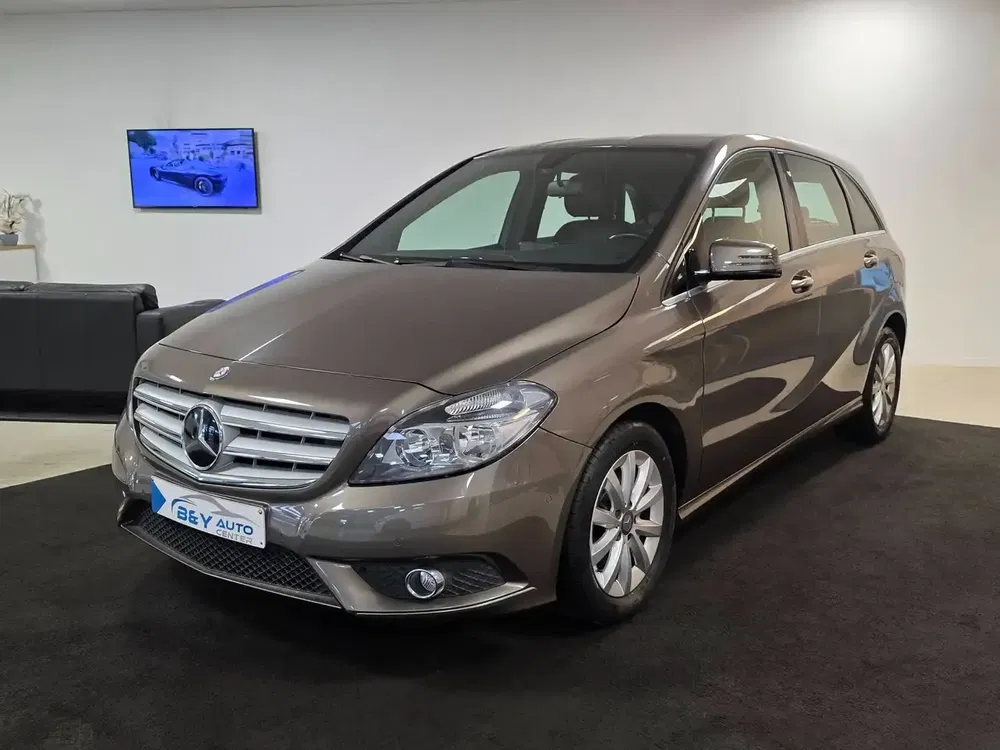 Mercedes B 200 - 0