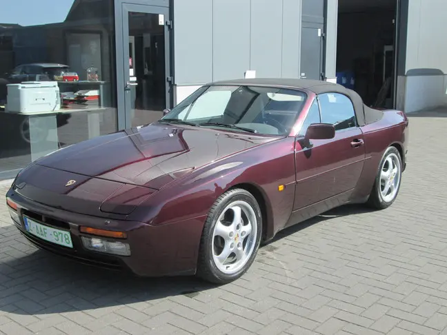 Porsche 944 - 0
