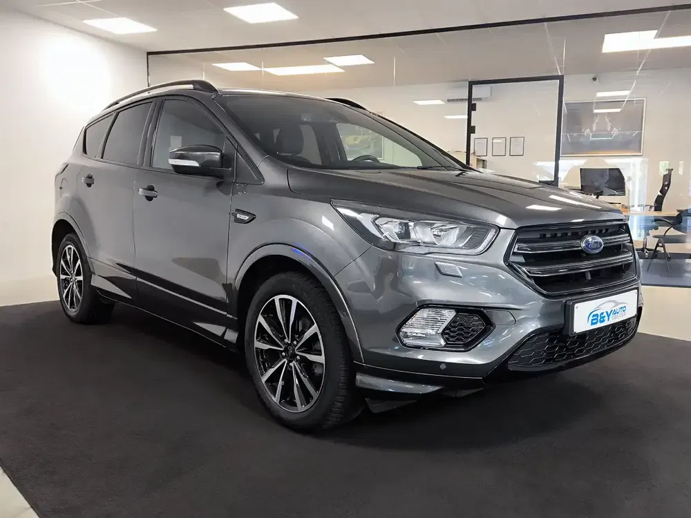 Ford Kuga - 0