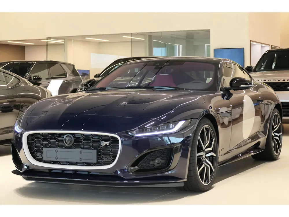 Jaguar F-Type - 0