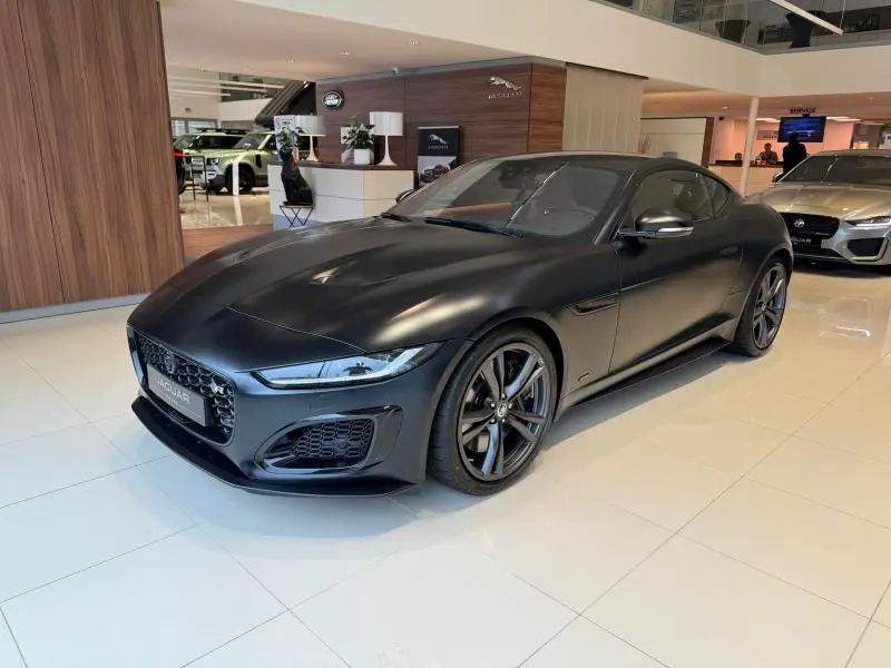 Jaguar F-Type - 0