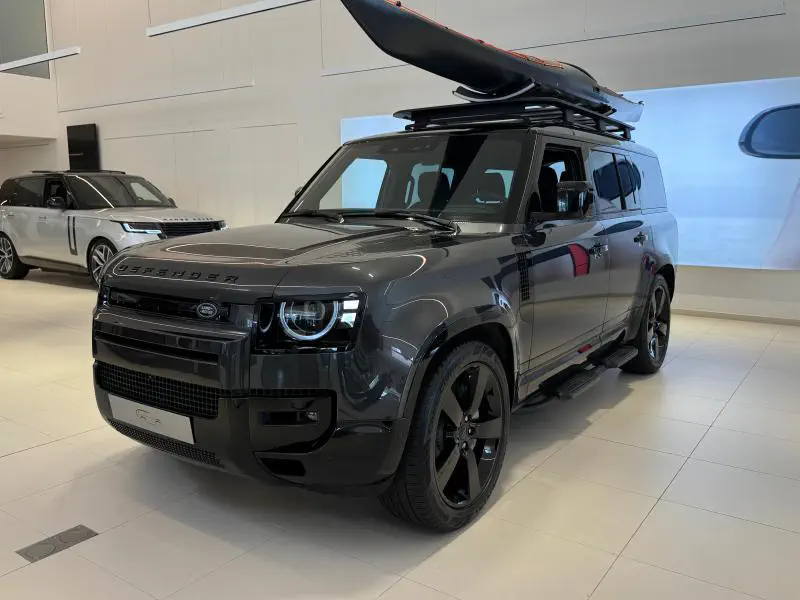 Land Rover Defender - 0