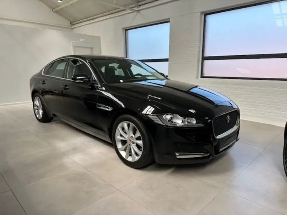 Jaguar XF - 0