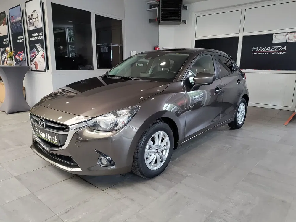 Mazda 2 - 0
