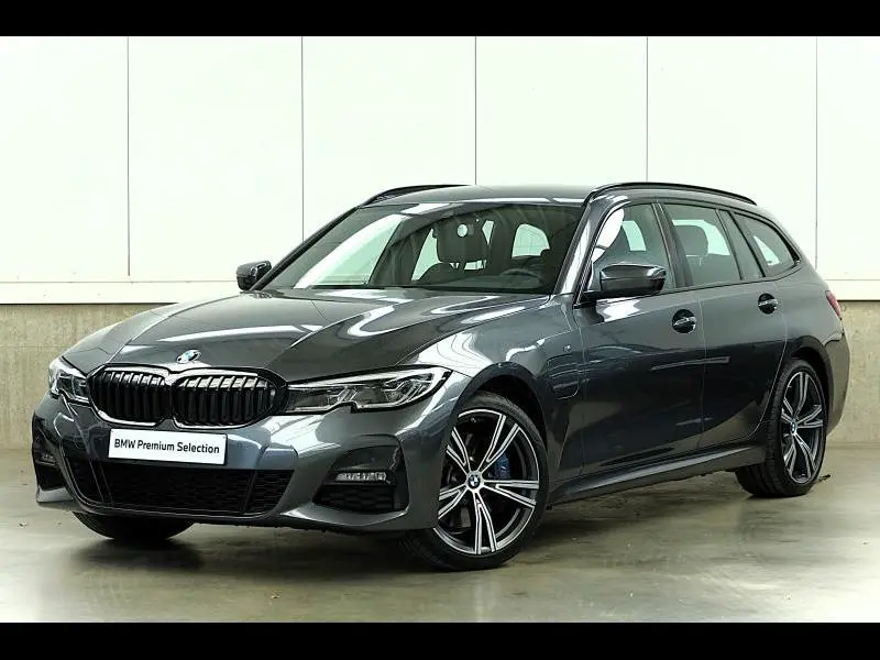 BMW 330 - 0