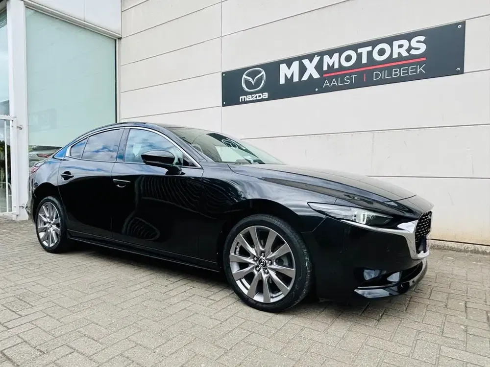 Mazda 3 - 0