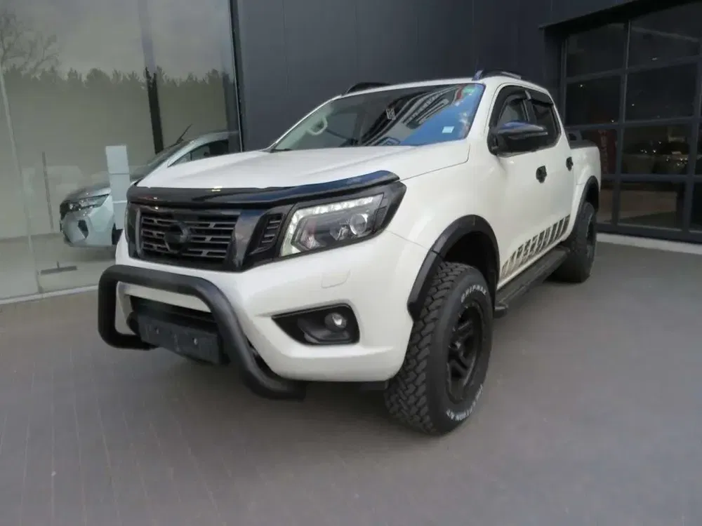 Nissan NP300 - 0