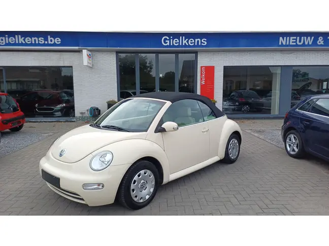 Volkswagen New Beetle - 0