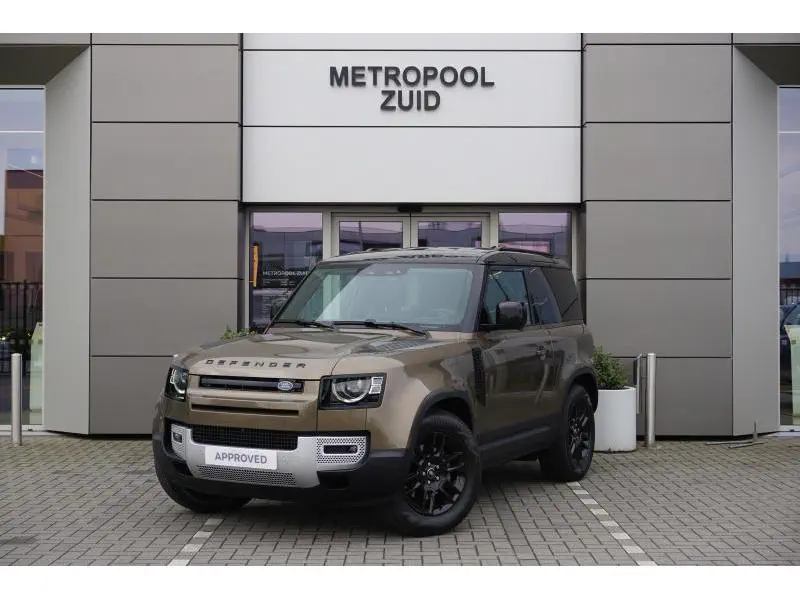 Land Rover Defender - 0