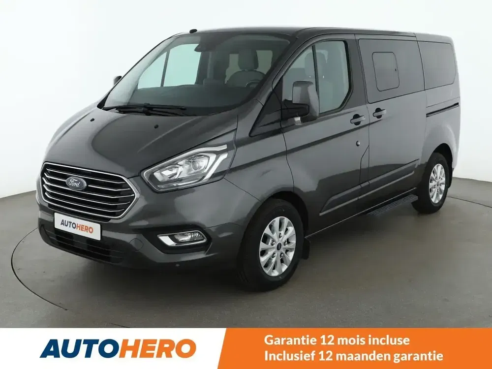 Ford Tourneo Custom - 0