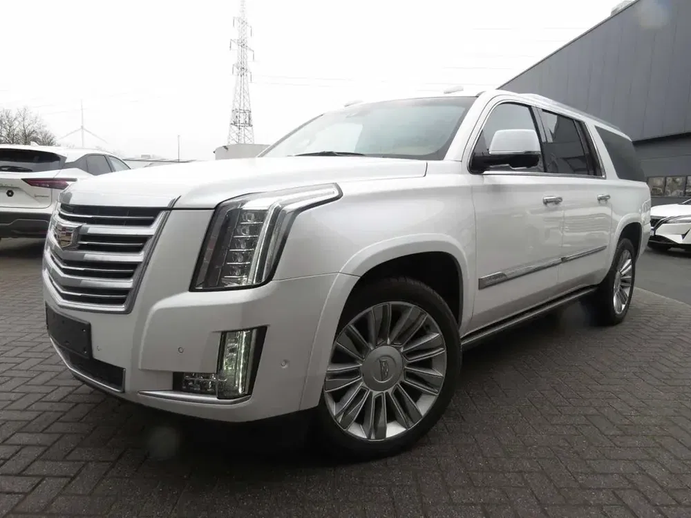 Cadillac Escalade - 0