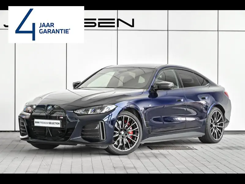 BMW i4 - 0