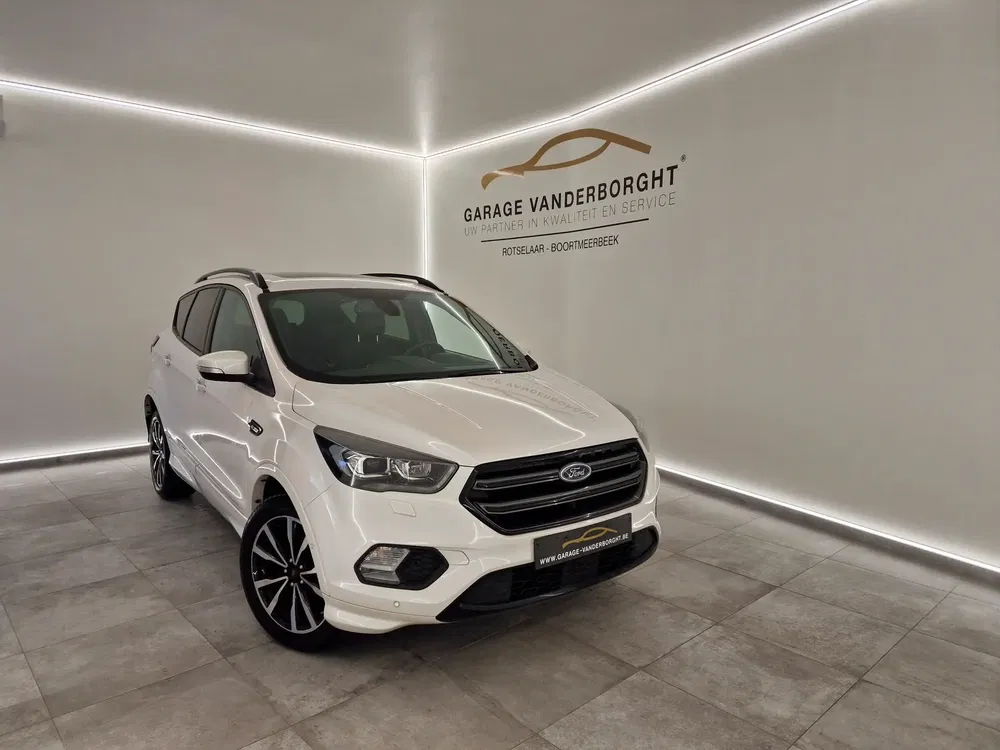 Ford Kuga - 0
