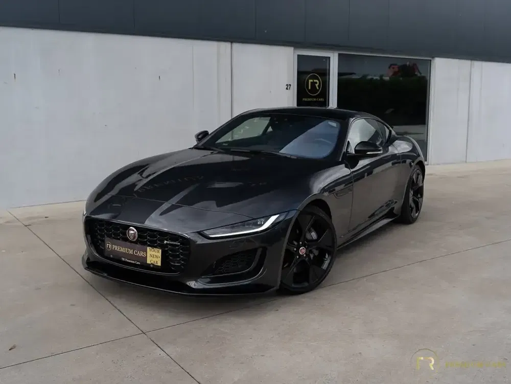 Jaguar F-Type - 0