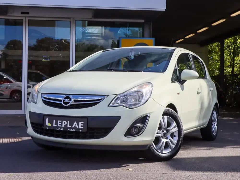 Opel Corsa - 0