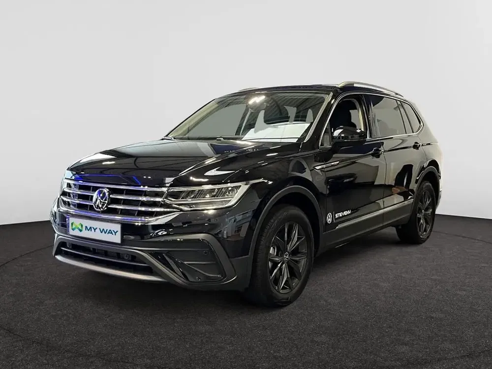 Volkswagen Tiguan - 0