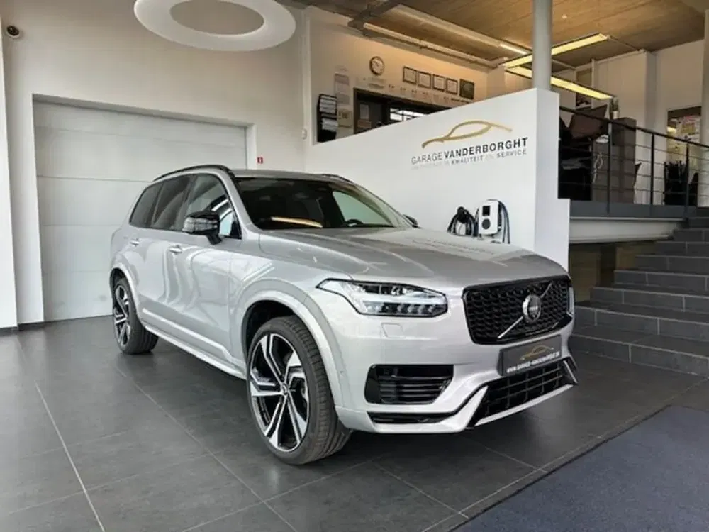 Volvo XC90 - 0