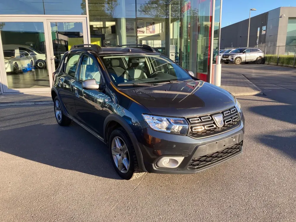Dacia Sandero - 0
