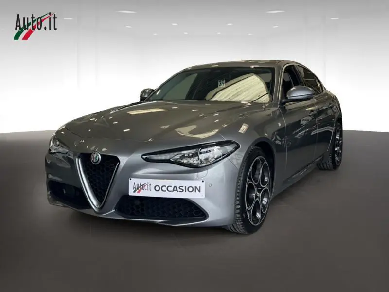 Alfa Romeo Giulia - 0