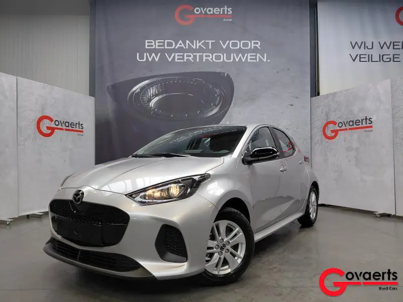 Mazda 2 - 0