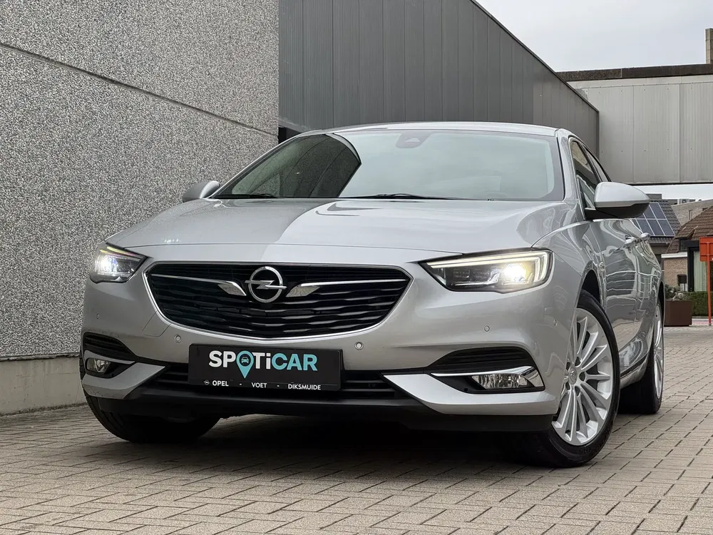 Opel Insignia - 0