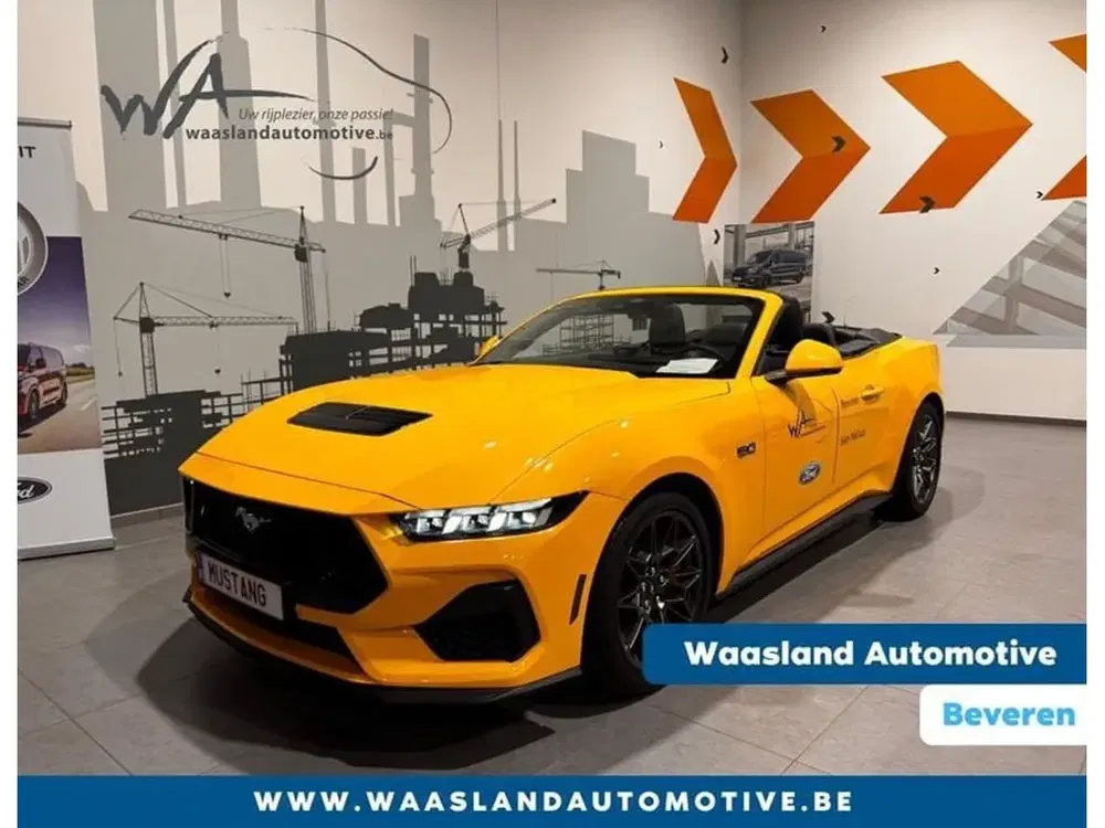 Ford Mustang - 0