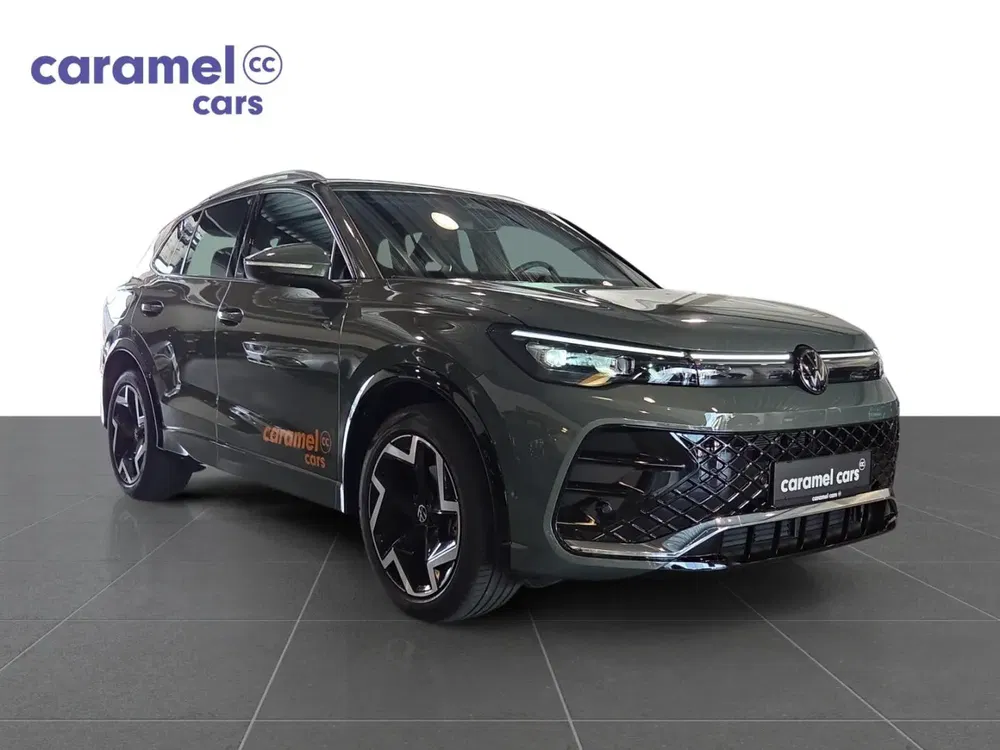 Volkswagen Tiguan - 0