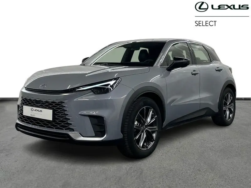 Lexus LBX - 0