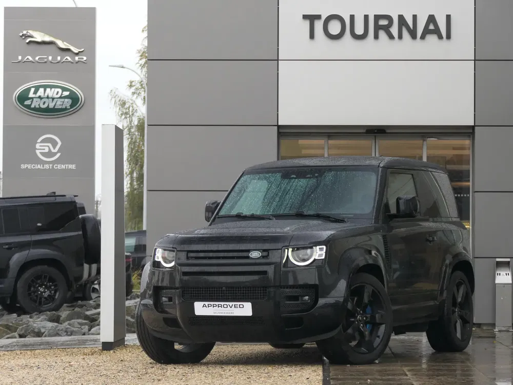 Land Rover Defender - 0