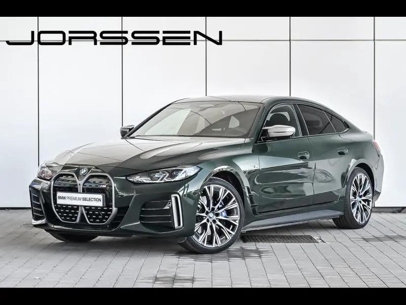 BMW i4 - 0