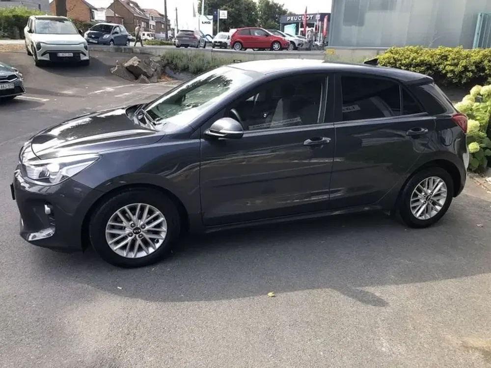Kia Rio - 0