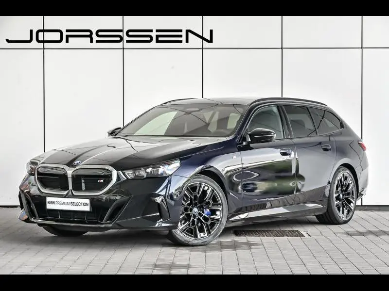 BMW i5 - 0
