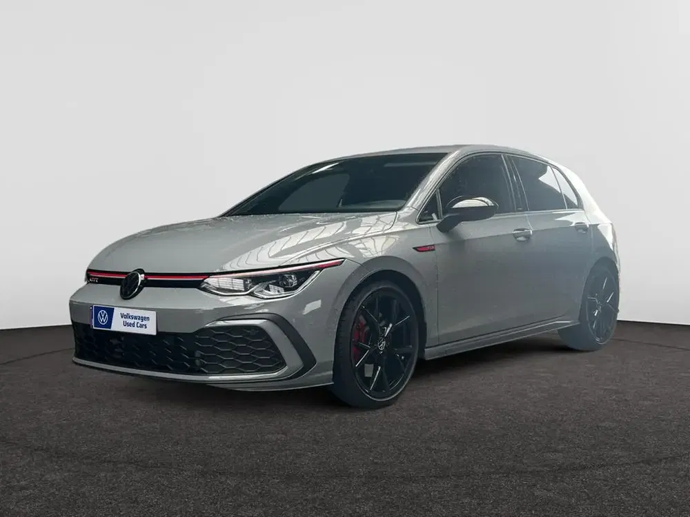 Volkswagen Golf GTI - 0