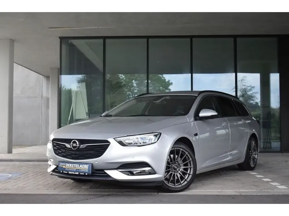 Opel Insignia - 0