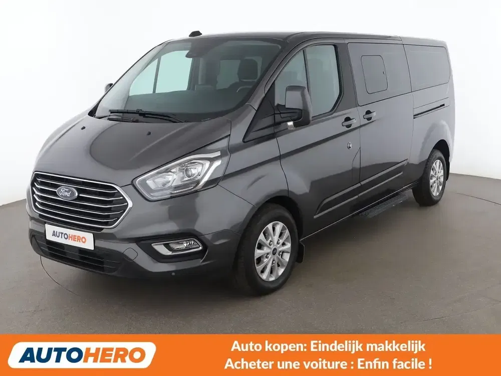 Ford Tourneo Custom - 0