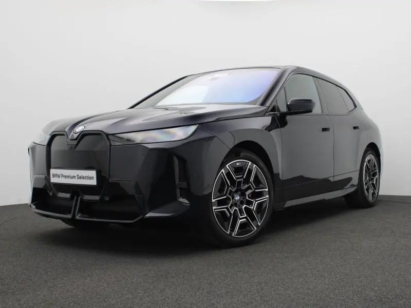 BMW iX - 0