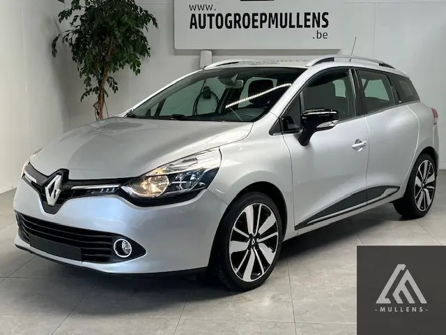 Renault Clio - 0