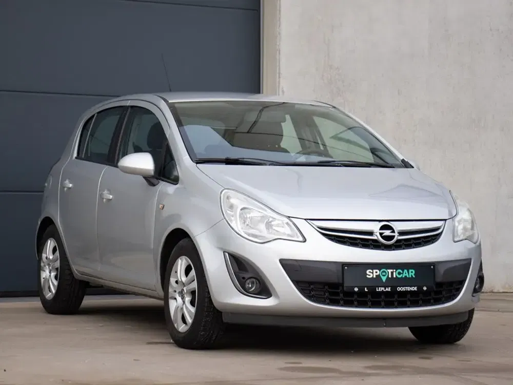 Opel Corsa - 0