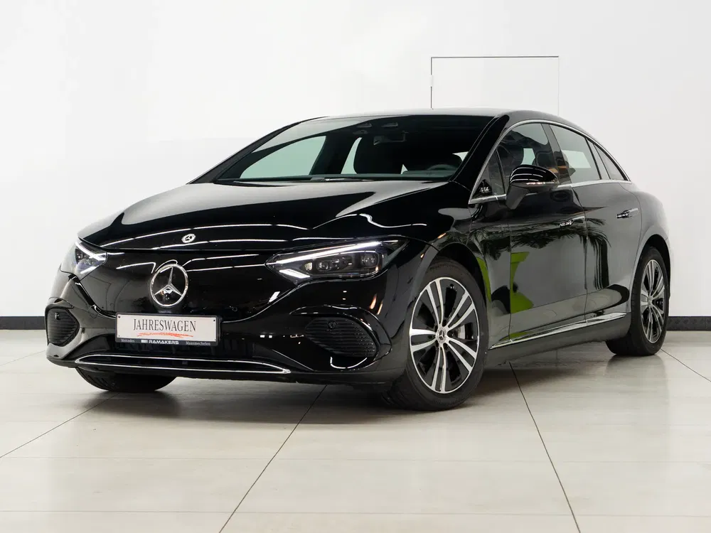 Mercedes EQE 300 - 0