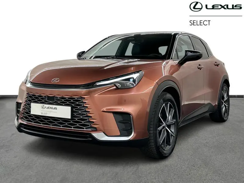 Lexus LBX - 0