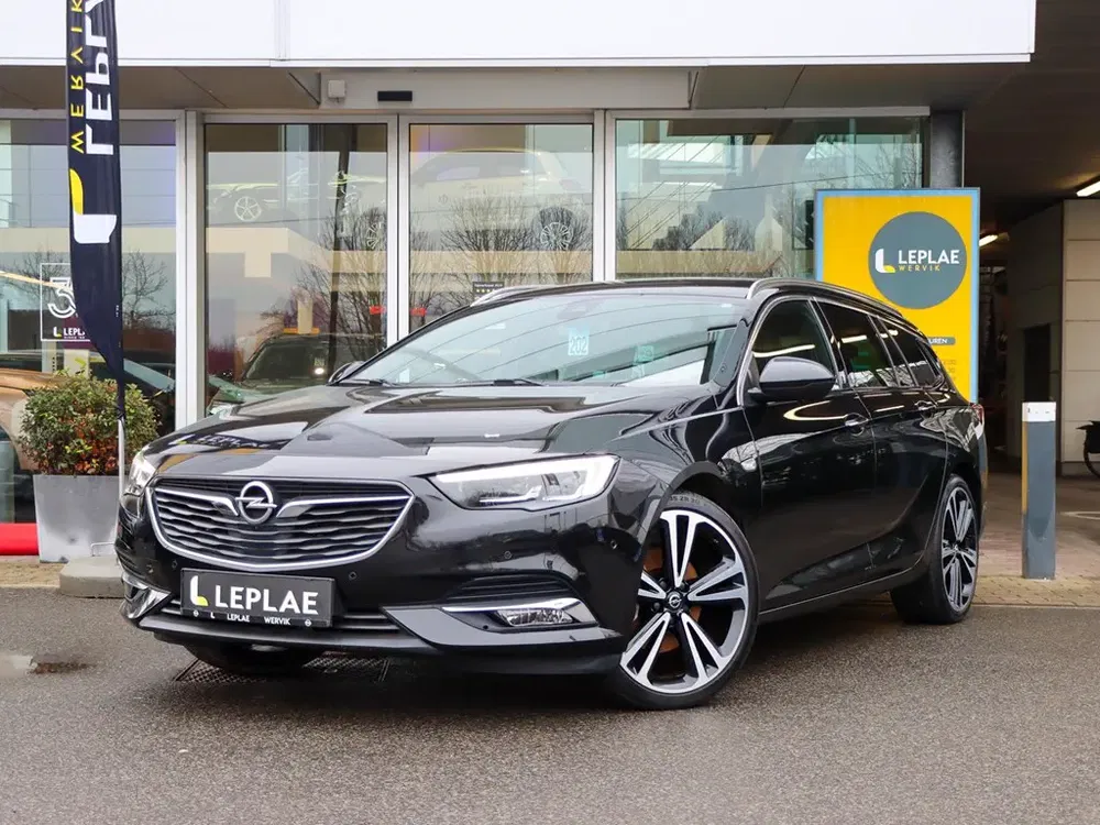 Opel Insignia - 0