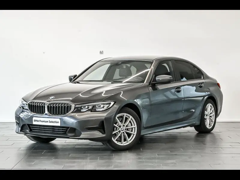 BMW 330 - 0