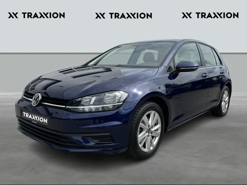 Volkswagen Golf - 0