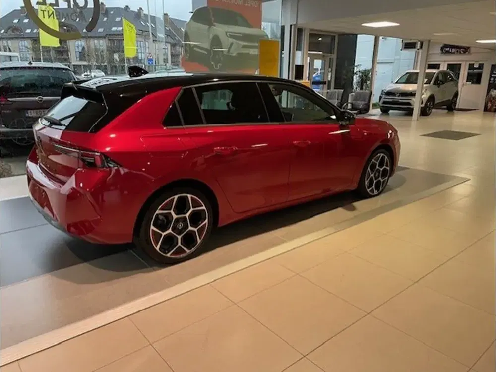Opel Astra - 0