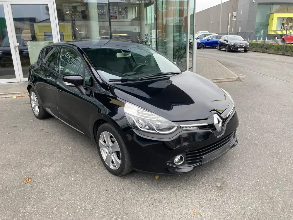 Renault Clio - 0