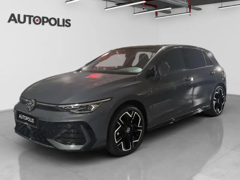 Volkswagen Golf - 0
