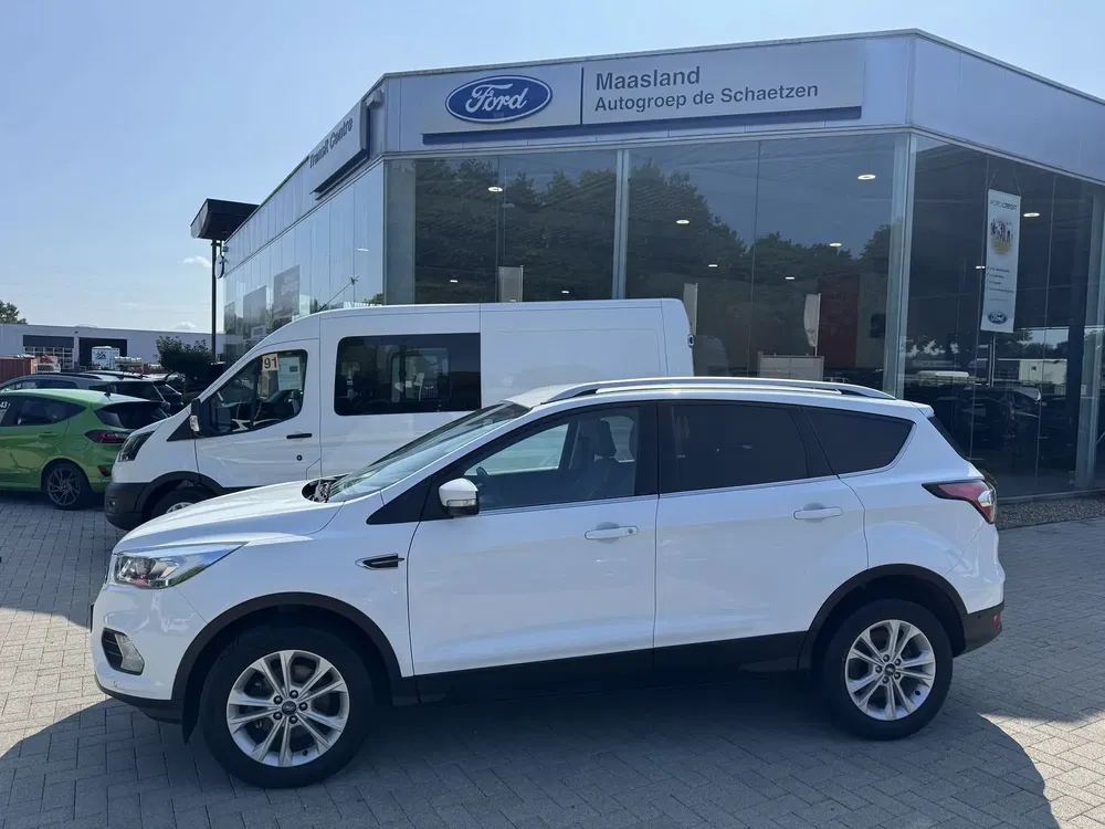 Ford Kuga - 0